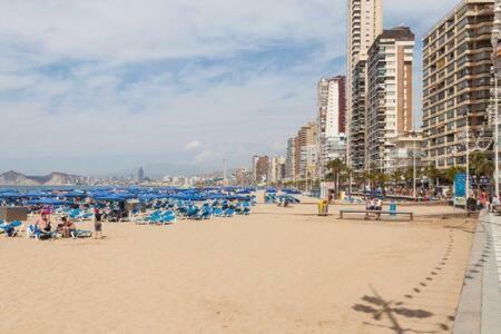 Playa Levante Vistas Al Mar Benidorm Kültér fotó